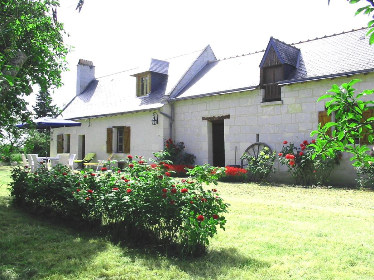 La Maison Tournesol - 3 Bedroom House With Large Garden Near Saumur Saint-Martin-de-la-Place Kültér fotó